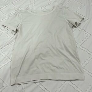 used white lululeamon swiftly tech!